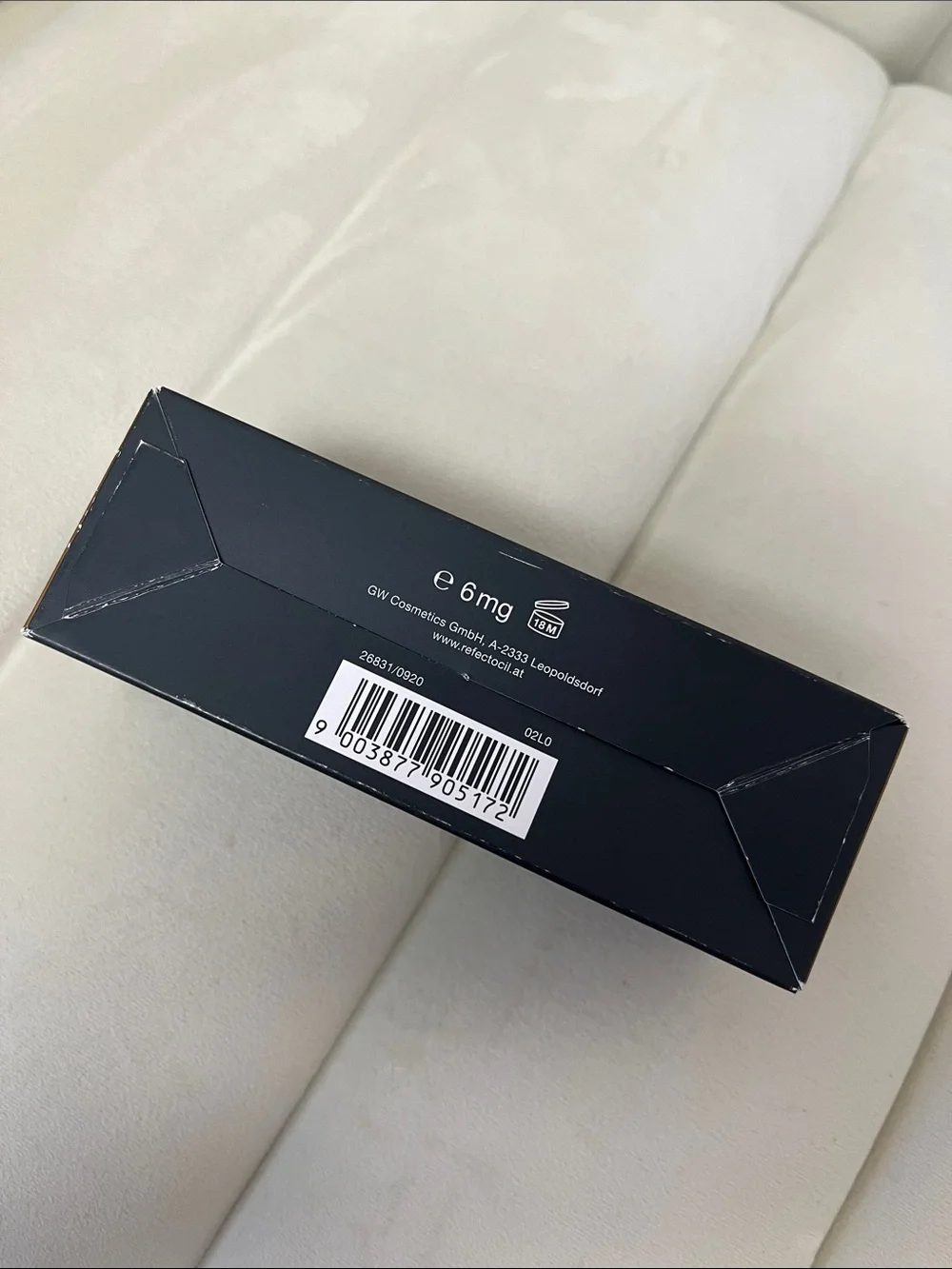 Brow Highlighter & Sharpener with Soft Shimmer